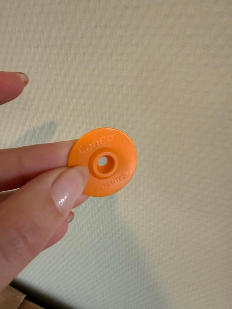 150 stuks Cando plintclips, Doe-het-zelf en Verbouw, Plinten en Afwerking, Ophalen, Gebruikt, Kunststof, Plinten