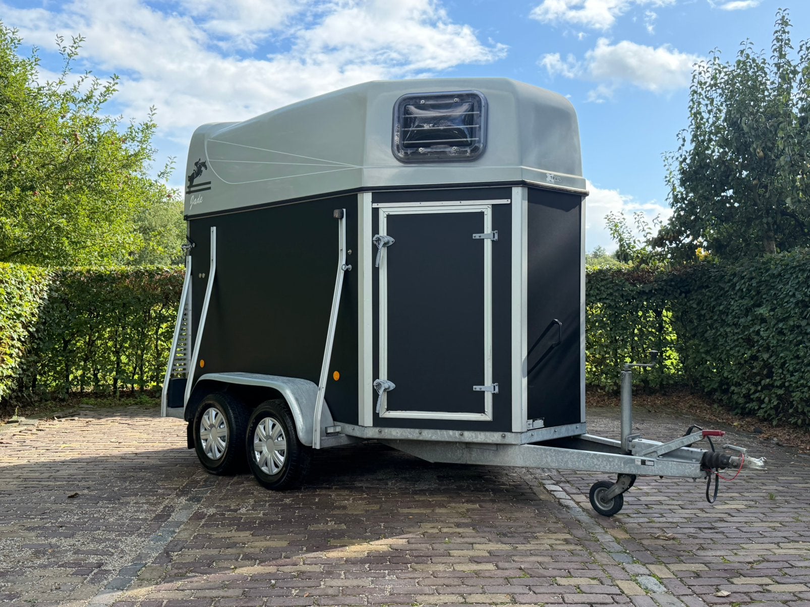 Top staat XXtrail aluminium bodem en zadelkamer