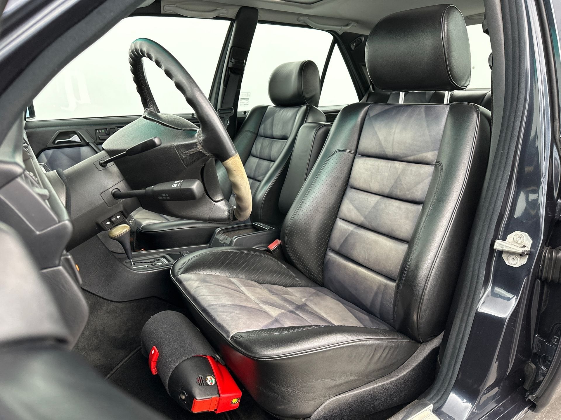 Mercedes E-Klasse 5.0 E500 SEDAN *Limited Edition*origineel, foto 3