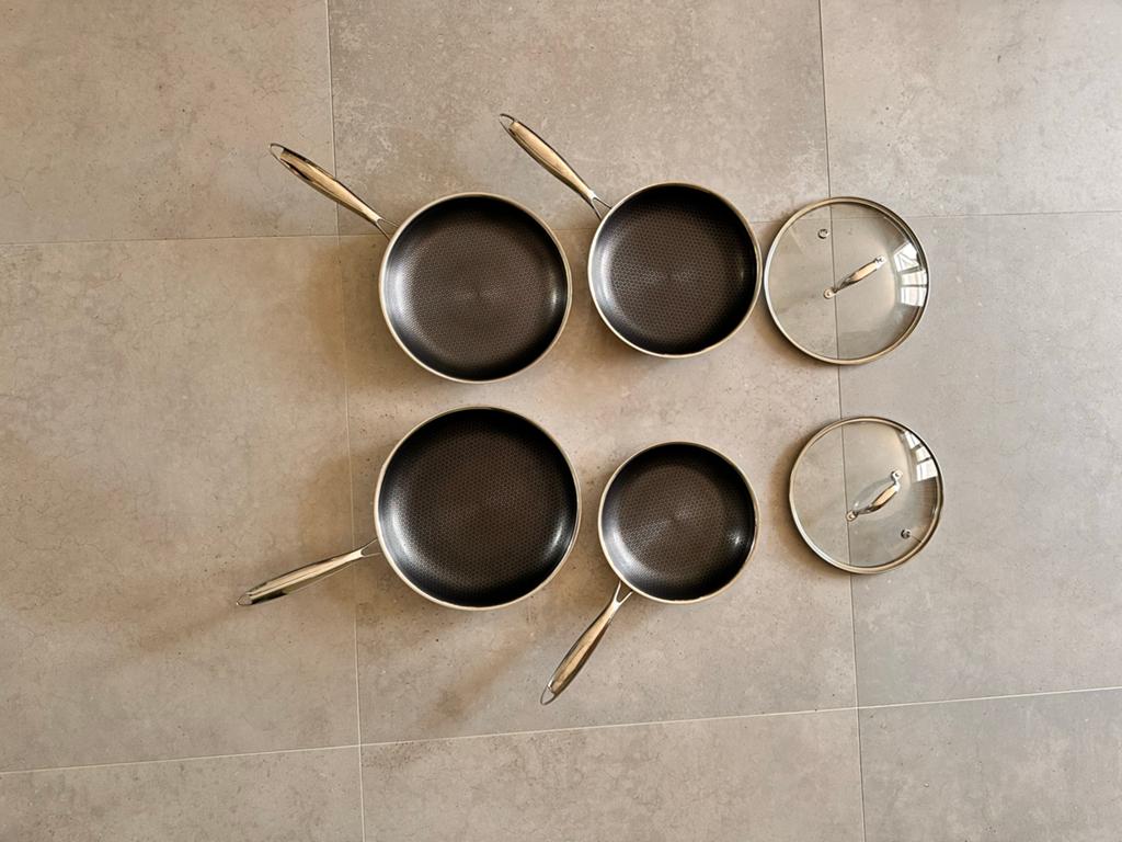 Onyx Pannenset met 2 deksels - Zo goed als nieuw, Huis en Inrichting, Keuken | Potten en Pannen, Inductieplaat, Pannenset, Ophalen of Verzenden