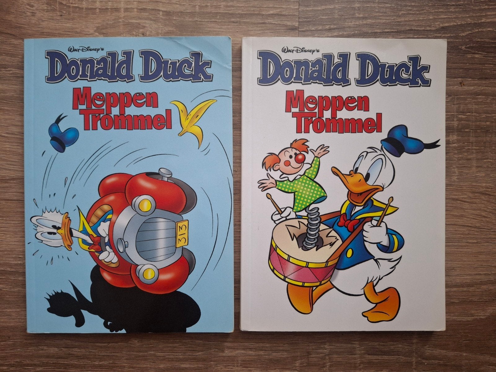 Donald Duck Mappen Trommel - 2 stripboeken, Meerdere stripboeken, Ophalen of Verzenden, Gelezen