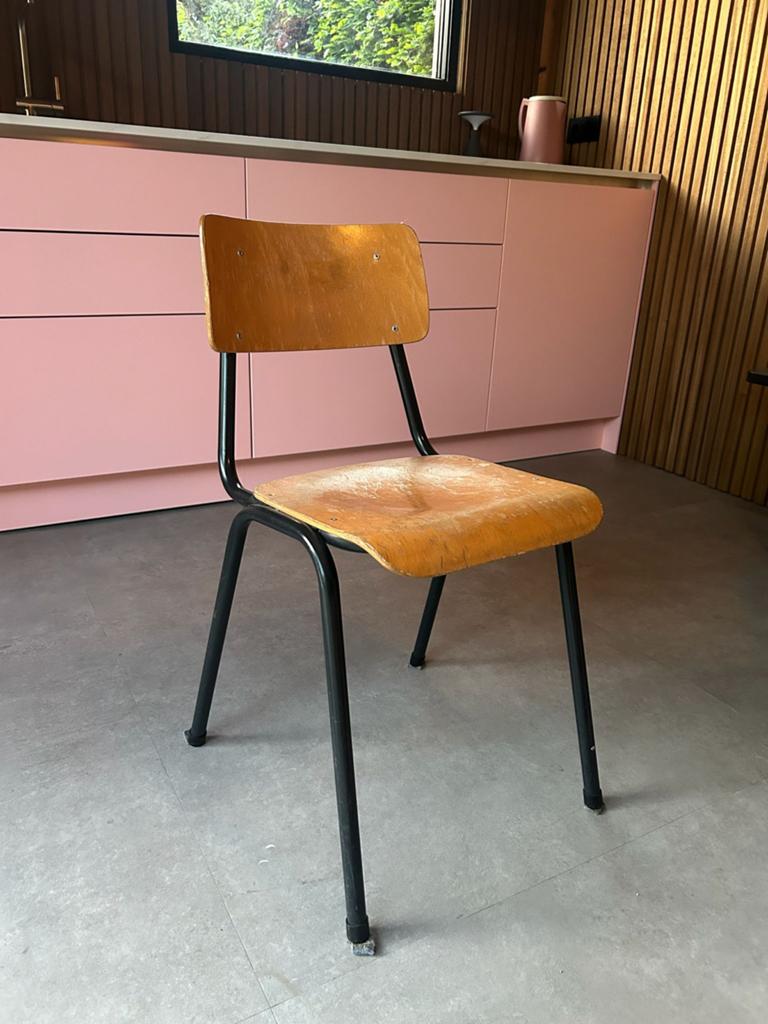 Vintage schoolstoelen - volwassen zithoogte, Antiek en Kunst, Ophalen