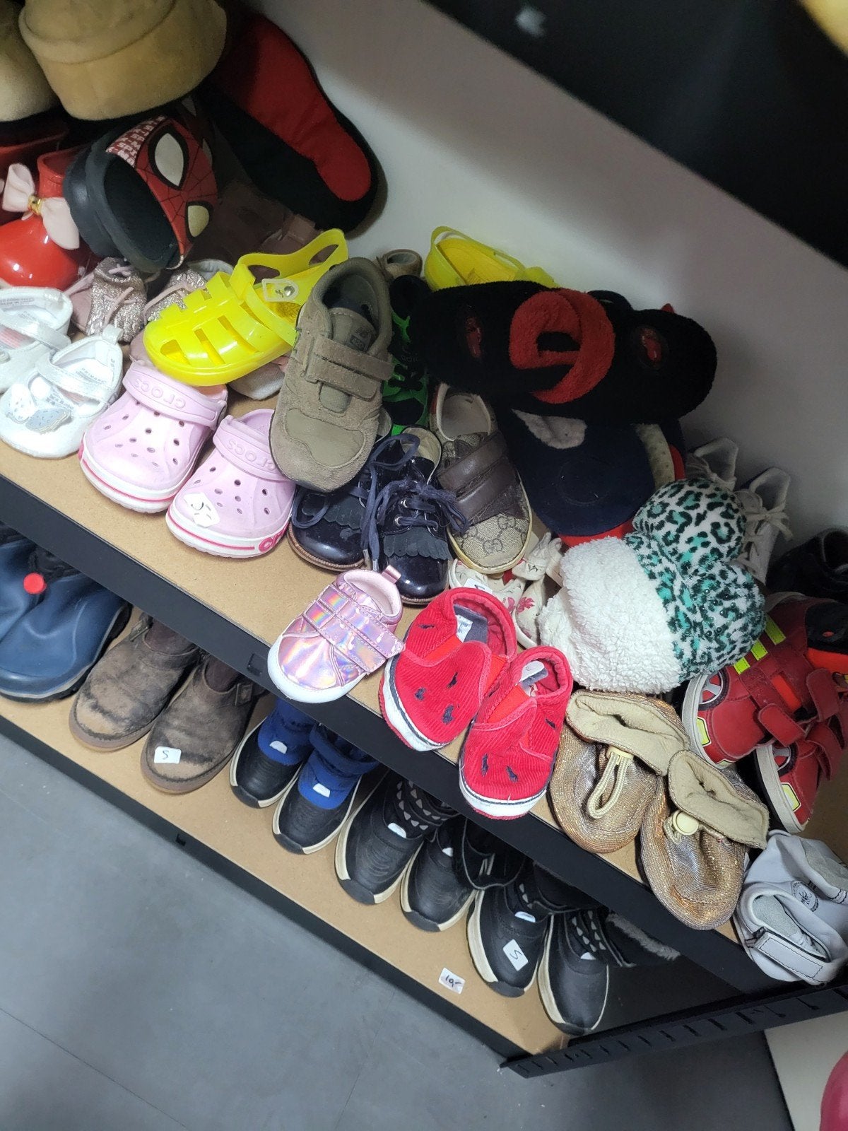 Partij schoenen dames heren Kids 50 paar €100,- mix merk, Ophalen of Verzenden, Nieuw, Jongetje of Meisje, Schoentjes