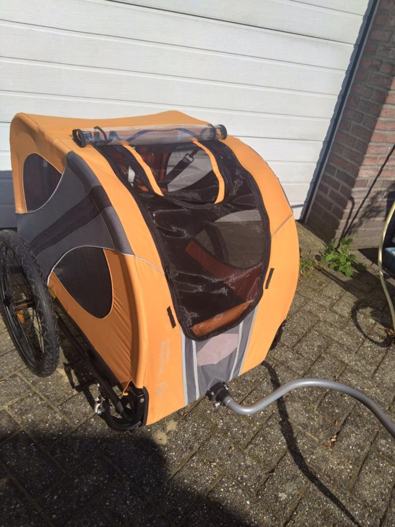 Honden fietskar doggy ride zgan. Mooie zwarte uitvoering., Ophalen, Zo goed als nieuw, Hondenkar, Opvouwbaar