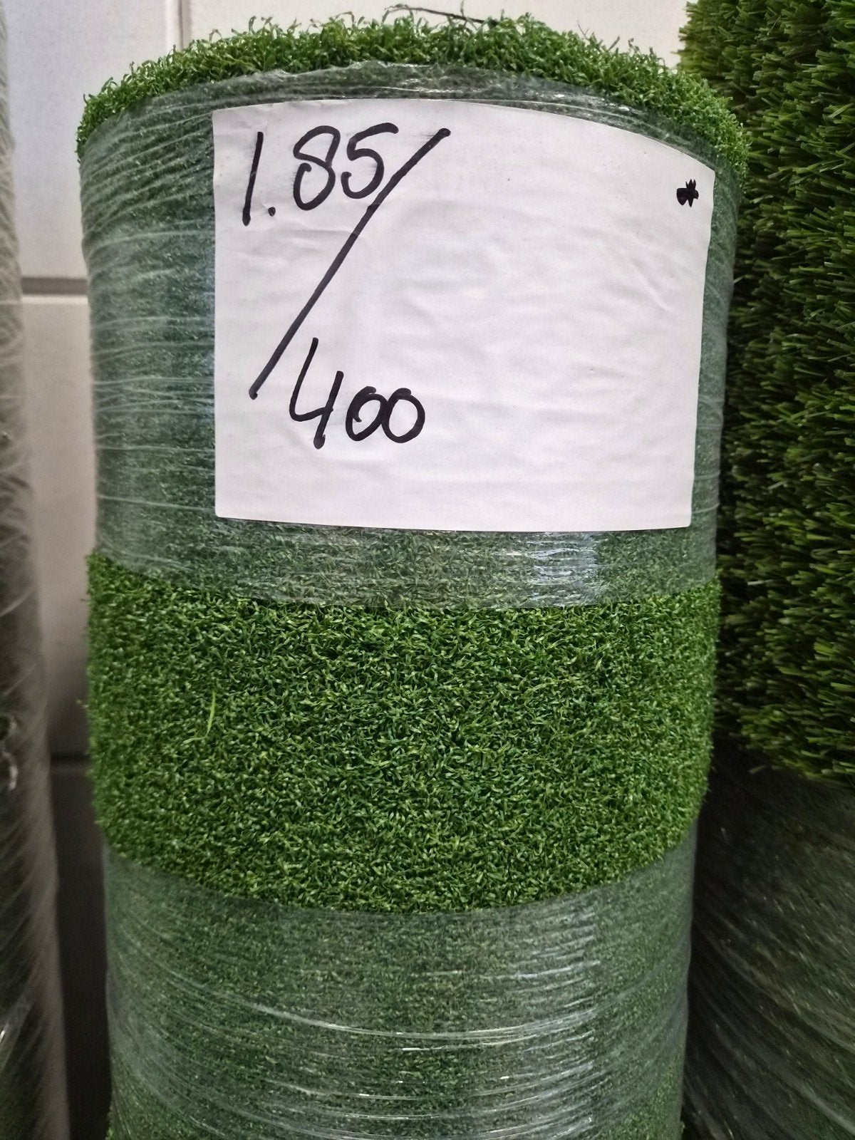 kunstgras coupon nieuw 1cm dik 1.85 x 4.00 (7.4m2)

Perfect, Ophalen of Verzenden, Nieuw, 20 meter of meer