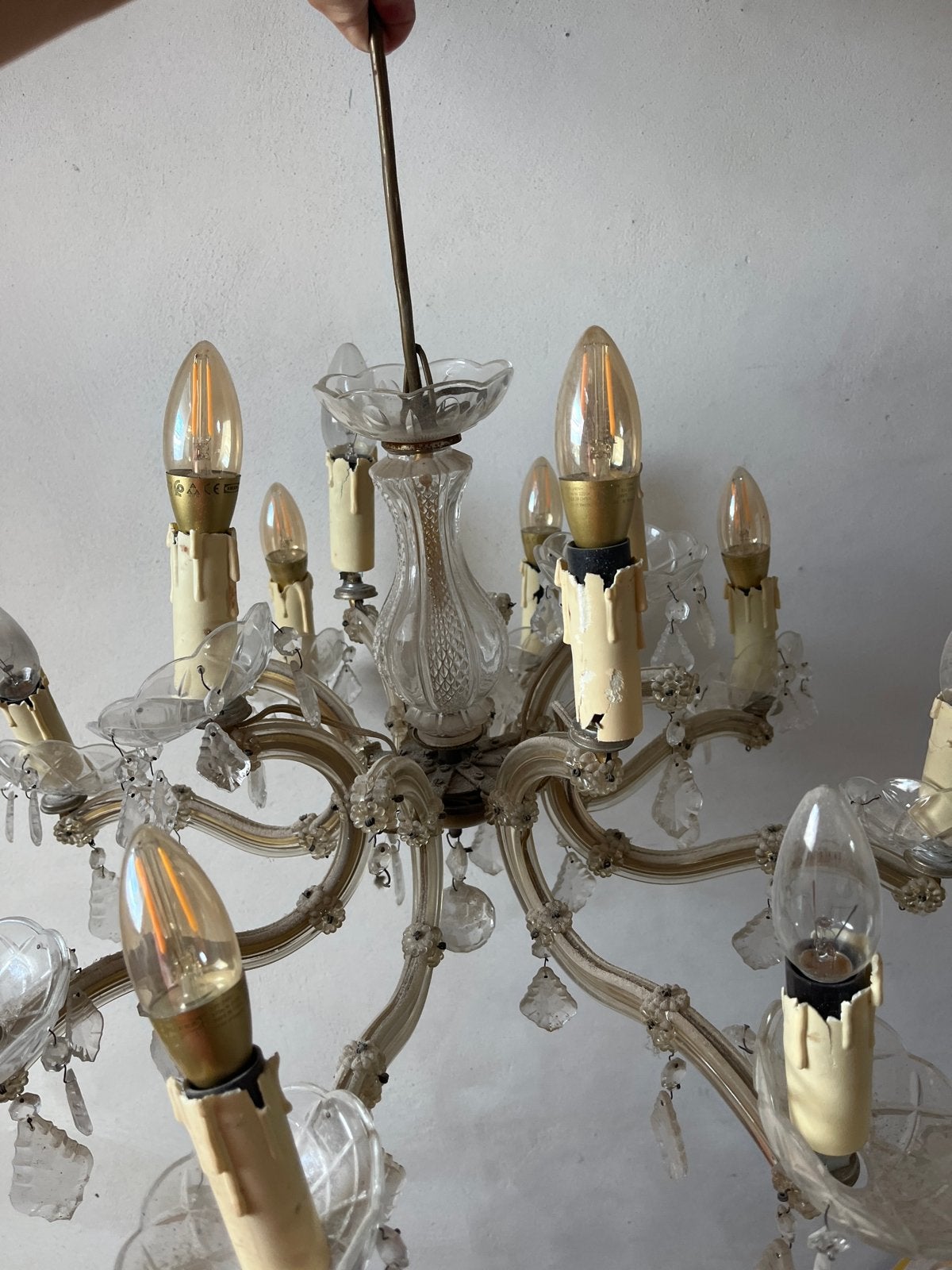 Antieke kroonluchter met 12 lampjes en twee lagen, Huis en Inrichting, Lampen | Kroonluchters, Ophalen of Verzenden, Gebruikt