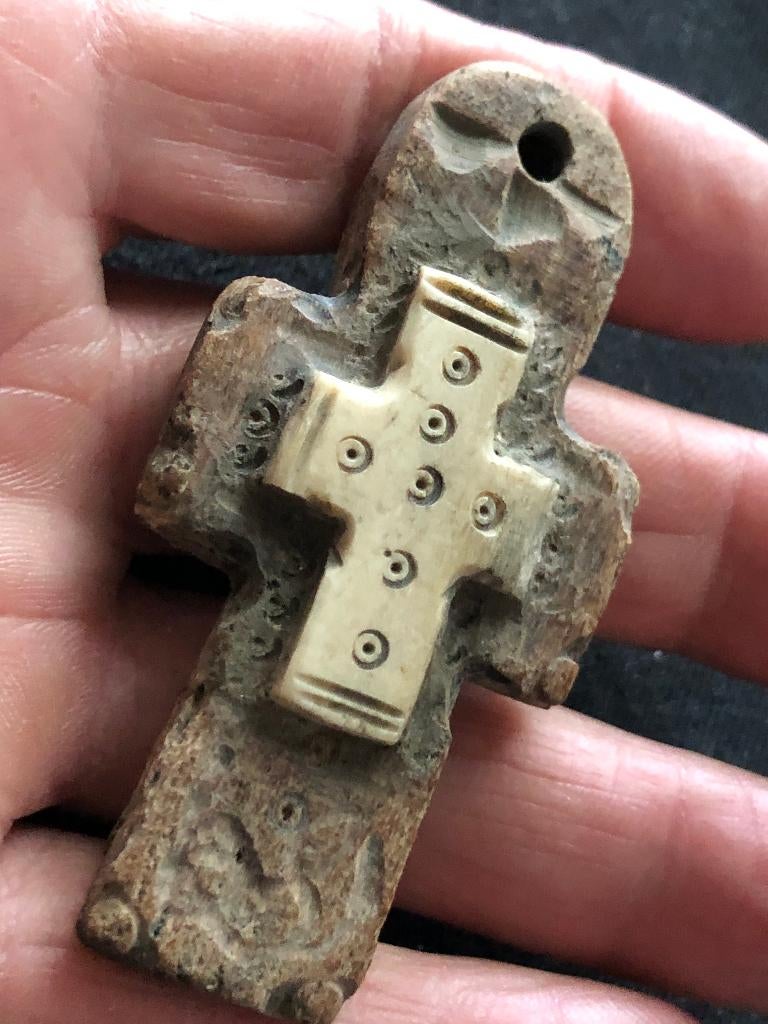 Byzantijns orthodox KRUIS hanger van BOT dubbel kruis ivoor?, Antiek en Kunst, Ophalen of Verzenden