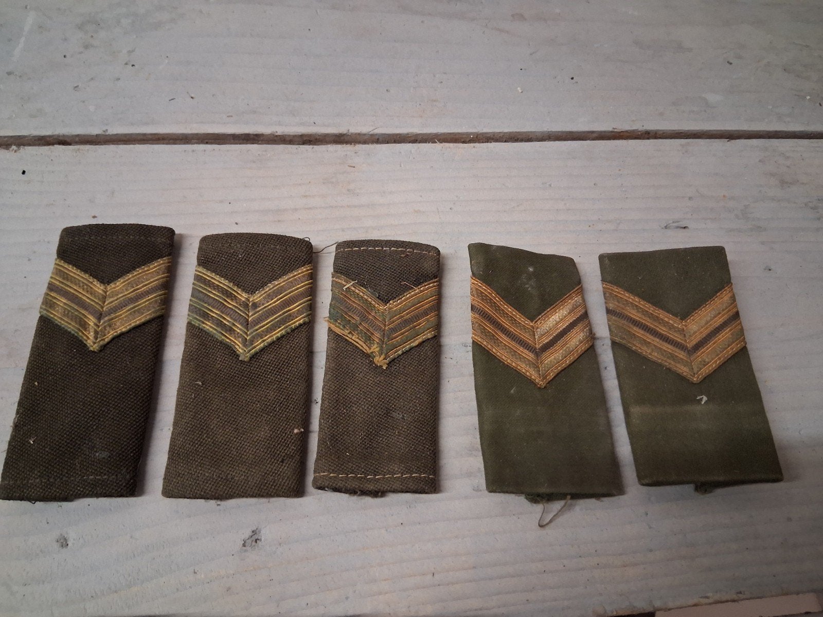 epauletten rangonderscheidingstekens  Koninklijke Landmacht, Verzamelen, Ophalen of Verzenden, Landmacht, Nederland, Embleem of Badge