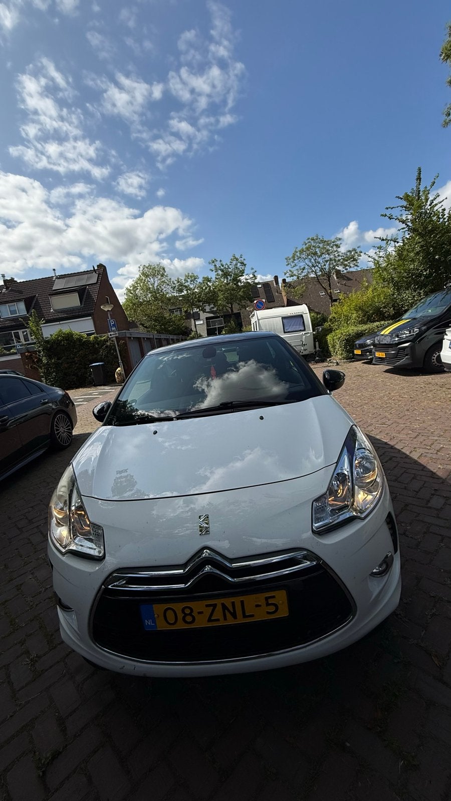 Citroën DS3 1.2 VTI 2013 Wit, Auto's, Voorwielaandrijving, 40 €/maand, 1199 cc, Wit