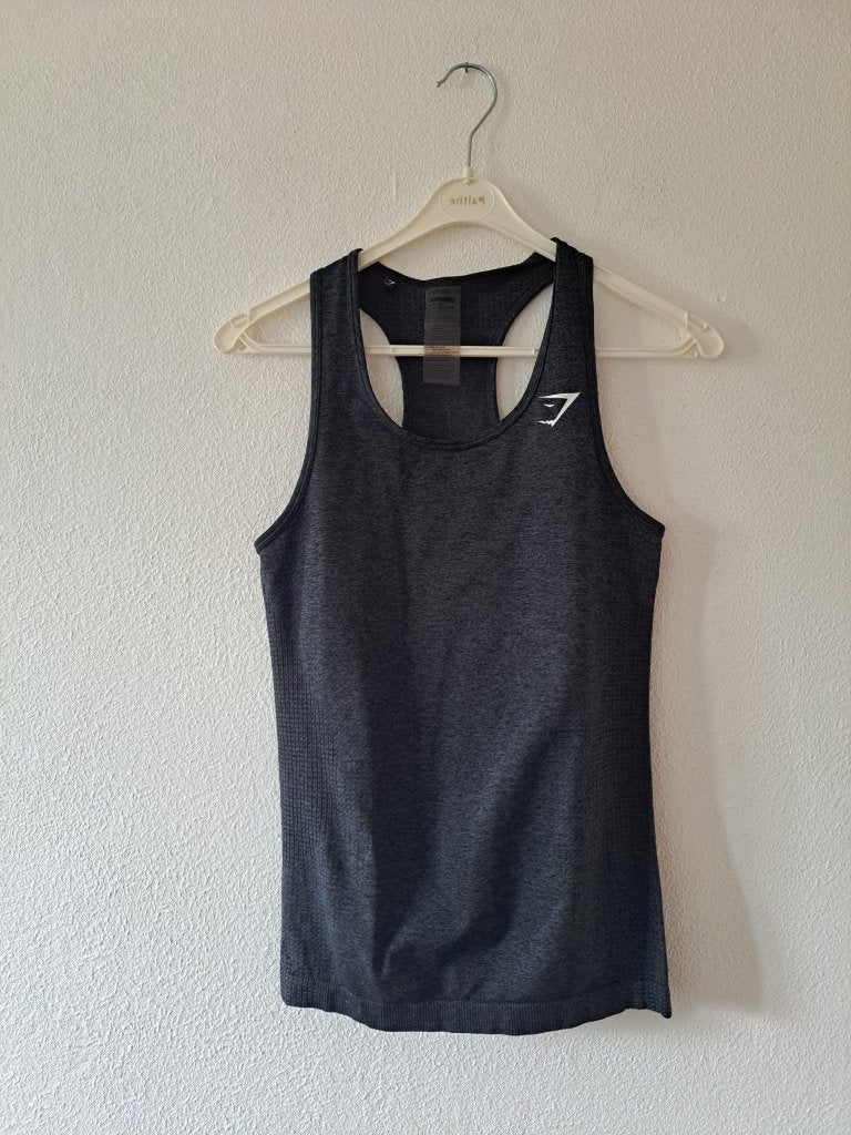 grijze gymshark sport top maat m, Kleding | Dames, Sportkleding, Maat 38/40 (M), Ophalen of Verzenden, Grijs, Gymshark