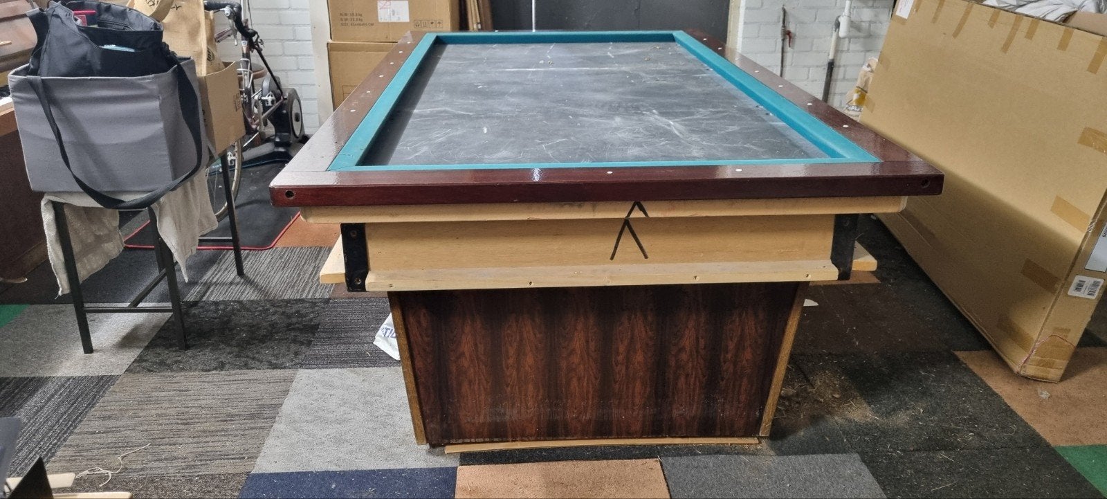 Biljarttafel met keuen en ballen - Compleet pakket, Ophalen of Verzenden, Gebruikt, Biljarttafel