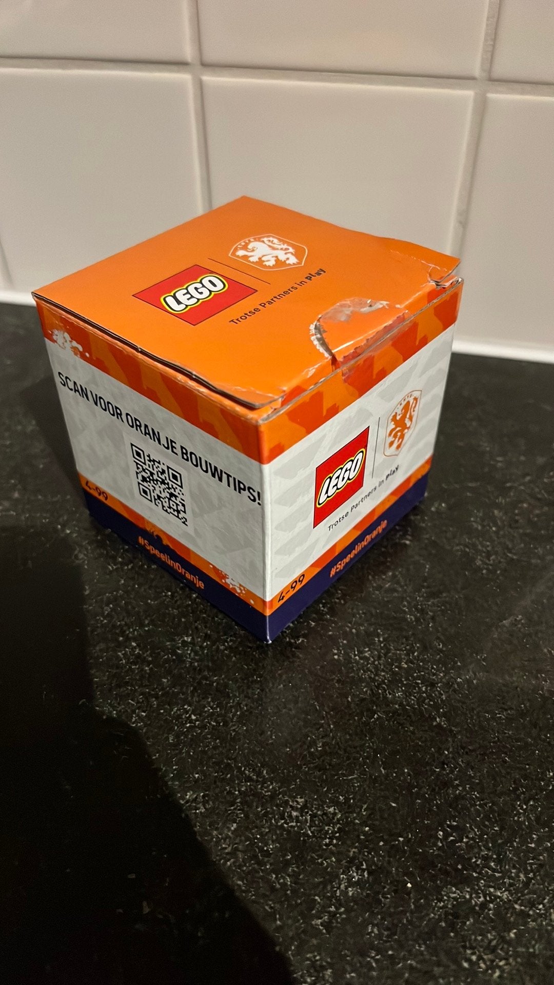 Leeg doosje knvb lego actie, Kinderen en Baby's, Speelgoed | Duplo en Lego, Gebruikt, Lego, Overige thema's, Verzenden