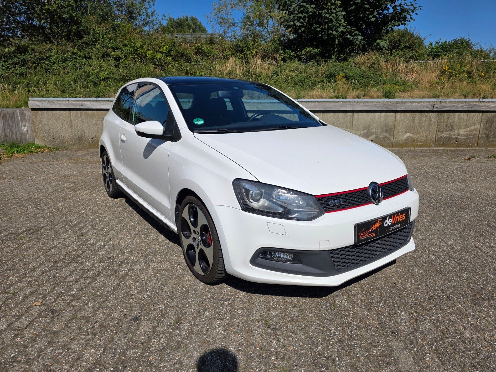 Volkswagen Polo GTI **DSG-NAVI-PANO**, Euro 5, Stof, 1169 kg, Zwart