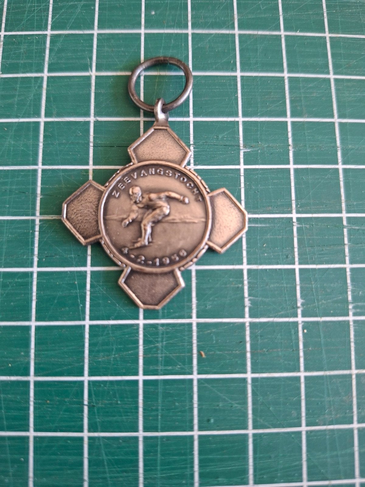 medaille, Schaatsen, de Zeevangstocht 4-2-1956., Ophalen of Verzenden, Overige materialen, Nederland