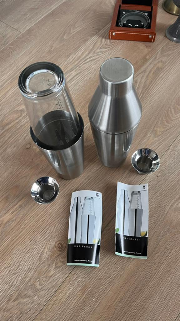 Twee WMF cocktailshakers - RVS en glas, Overige typen, Zilver, Ophalen of Verzenden, Zo goed als nieuw