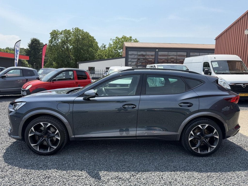 CUPRA Formentor PHEV 1.4 E-HYBRID VZ PERFORMANCE (bj 2023), Auto's, Cupra, Gebruikt, Zwart, 4 cilinders, Origineel Nederlands