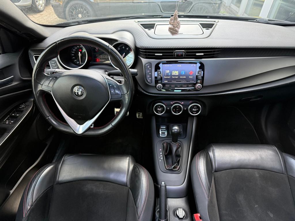 Alfa Romeo Giulietta 1.750 Turbo Veloce Facelift l Pano l Sc, Auto's, Alfa Romeo, 15 km/l, Gebruikt, 4 cilinders, Zwart