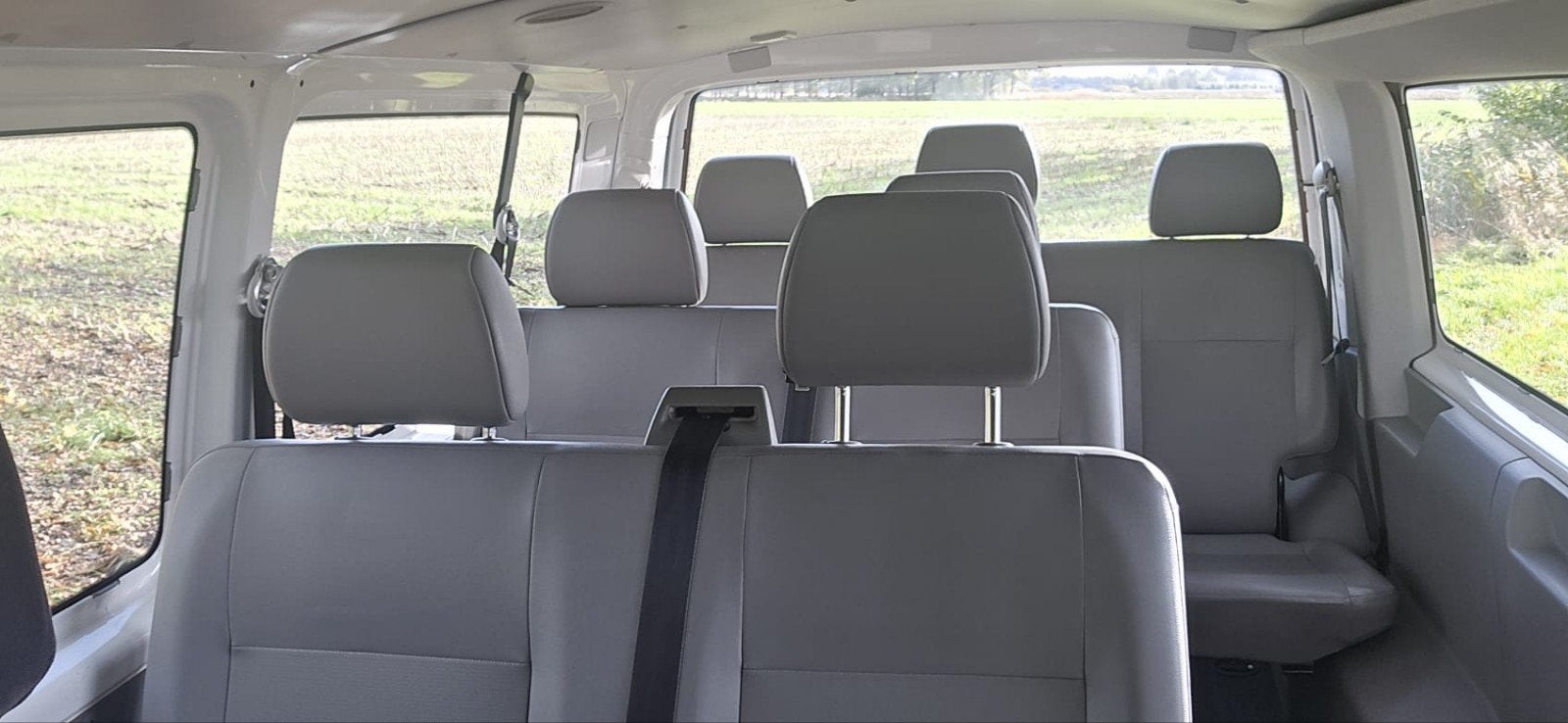 Foto 6 van Volkswagen Transporter Kombi 2.0TDI 103KW L2h1 Dsg7 2010 Wit
