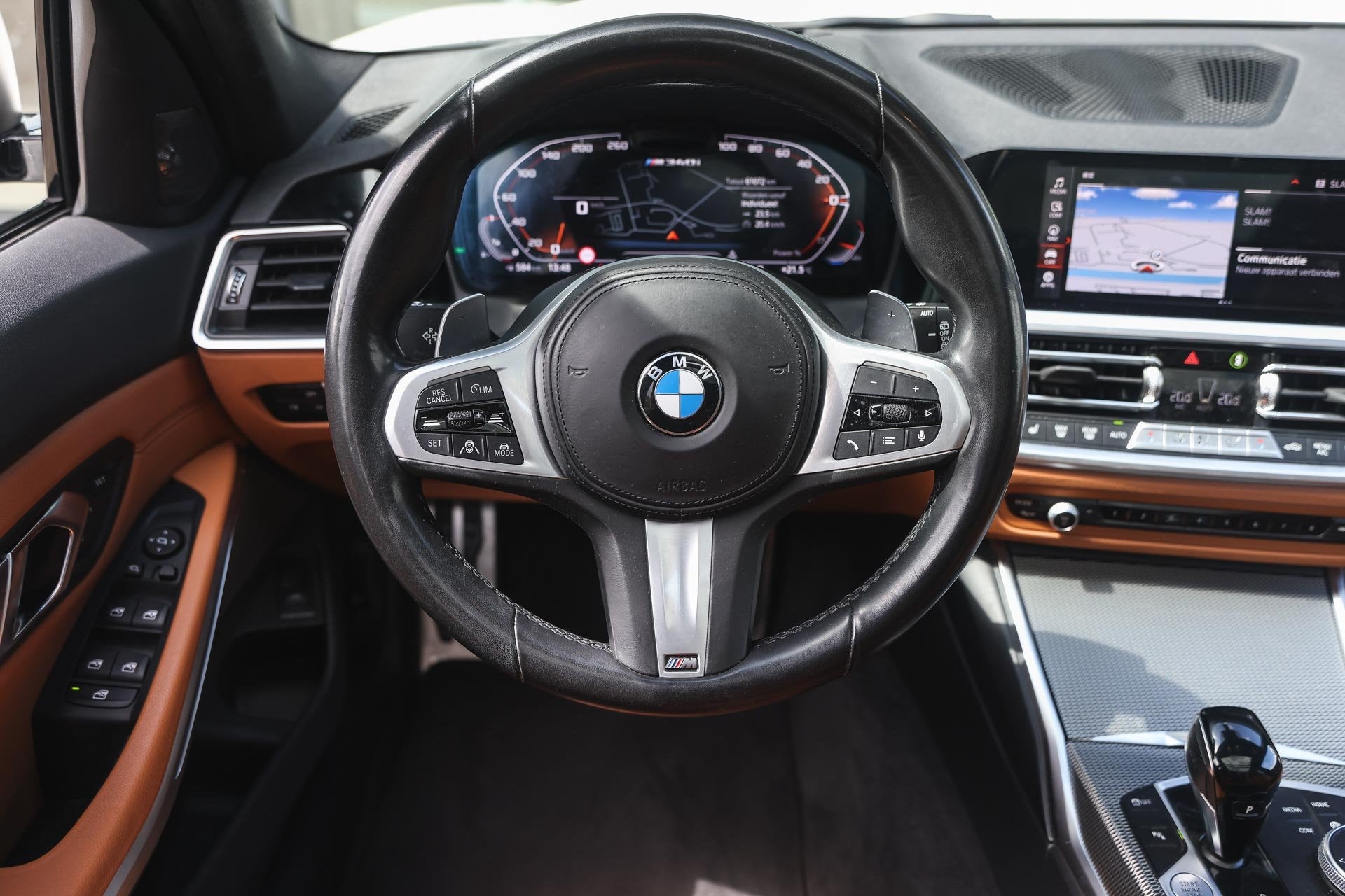 BMW 3 Serie Touring M340i xDrive Automaat / Panoramadak / M, 1780 kg, Lederen bekleding, Met garantie (alle), Wit