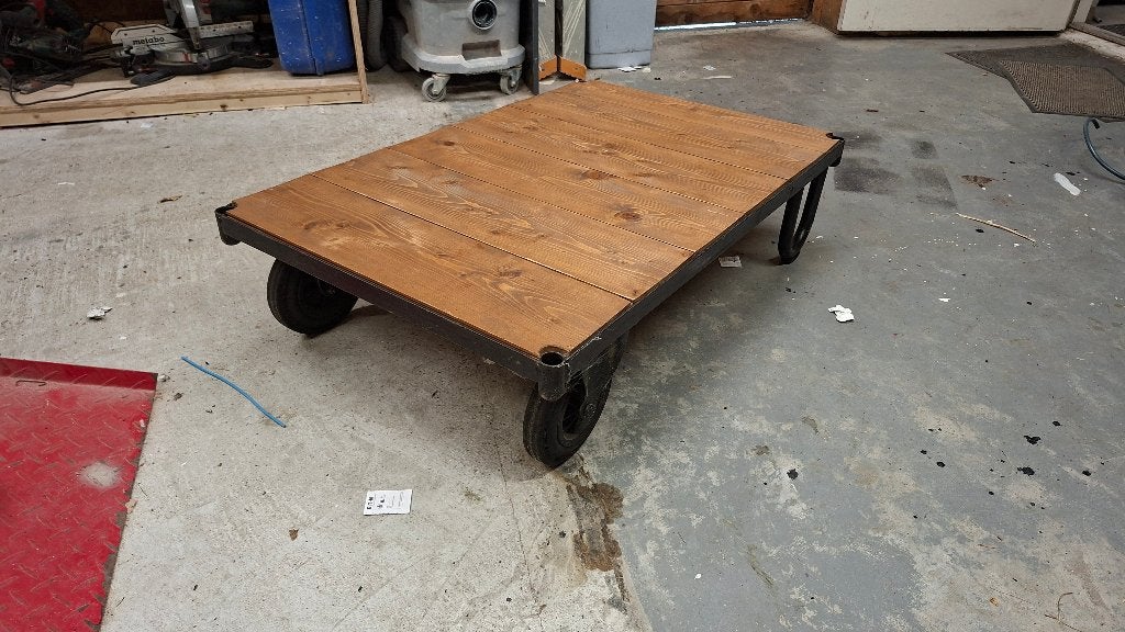 Industriele tafel, Ophalen, 50 tot 100 cm, Zo goed als nieuw, Rechthoekig