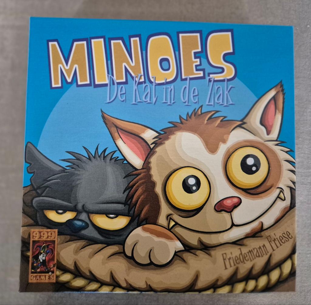 Minoes: De Kat in de Zak - Leuk kaartspel van 999 Games, Hobby en Vrije tijd, Gezelschapsspellen | Kaartspellen, Een of twee spelers