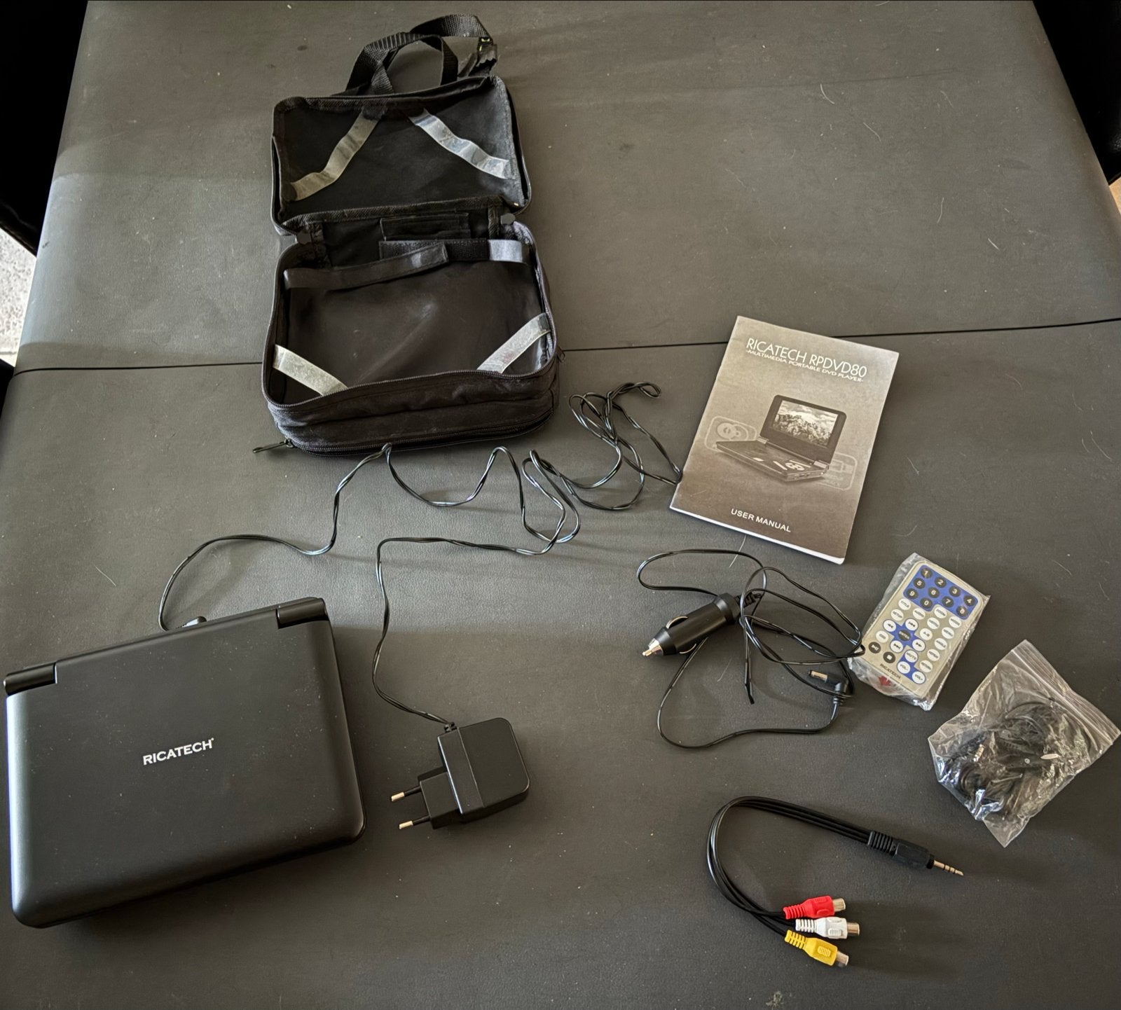 Ricatech RPDVD80 Draagbare DVD-speler met accessoires, Draagbaar, Ophalen of Verzenden, Zo goed als nieuw, Overige merken