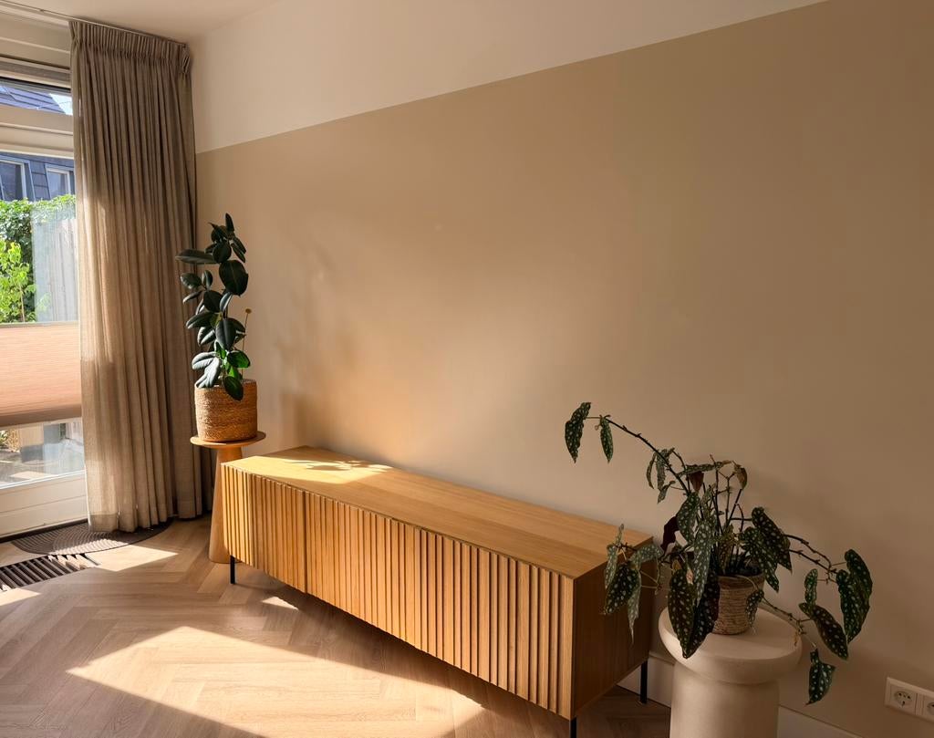Woood bono gravure dressoir tv meubel eiken, Ophalen, 150 tot 200 cm, Eikenhout, Zo goed als nieuw