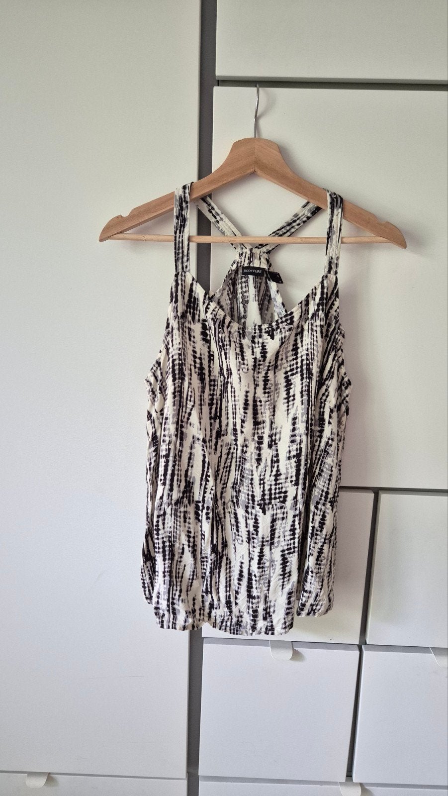tie dye hemdje, Paars, Maat 42/44 (L), Ophalen of Verzenden, Zo goed als nieuw