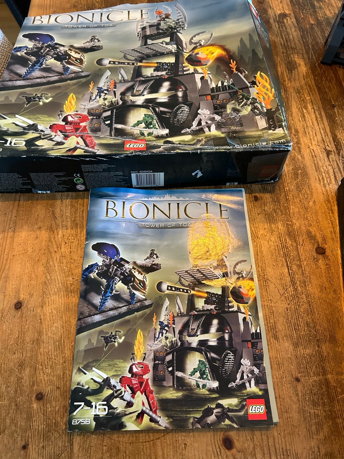 Lego Bionicle 8759 Tower of Toa - Compleet met doos en boekj, Ophalen, Gebruikt, Bionicle, Lego