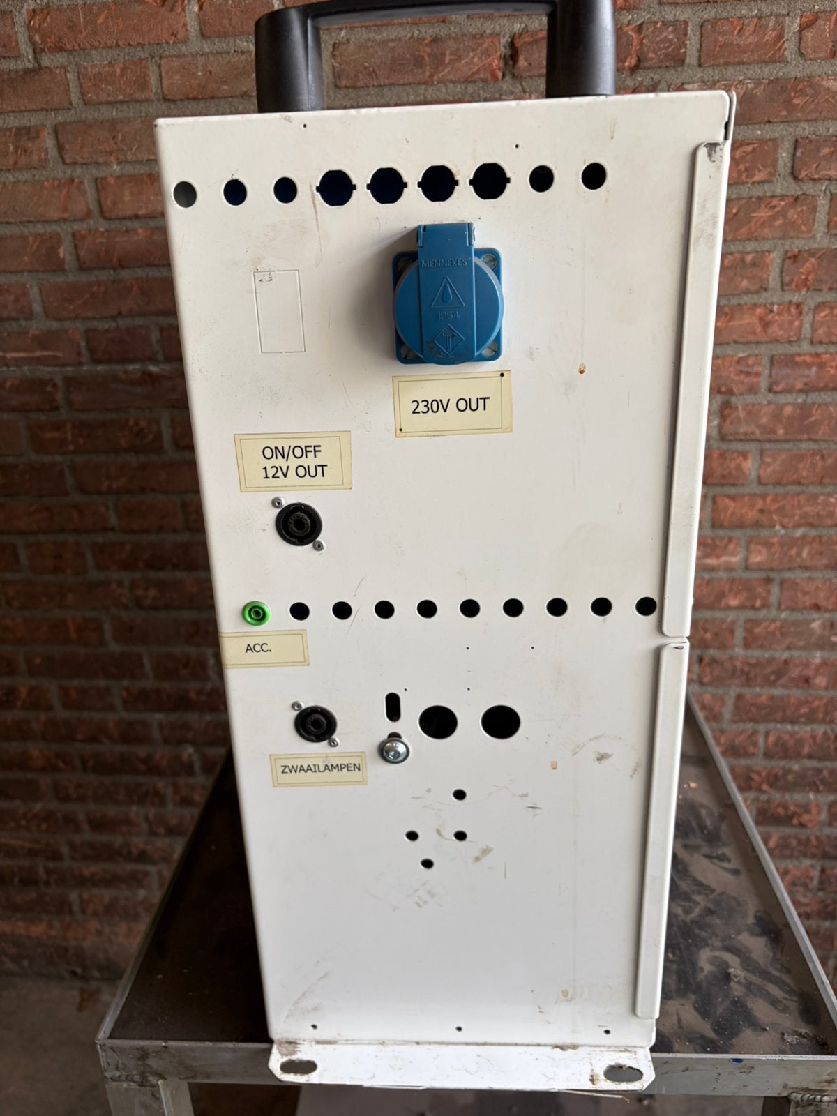 Powerbox 3000, Ophalen, Gebruikt