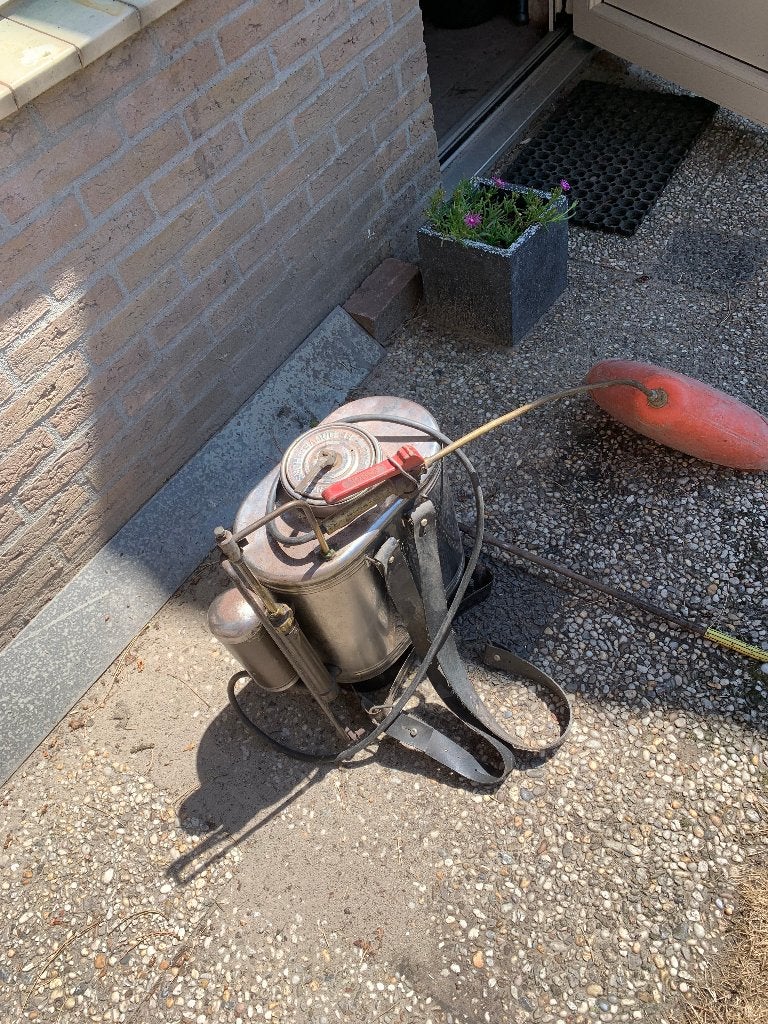 rugspuit, Ophalen, Gebruikt, Onkruidbestrijding