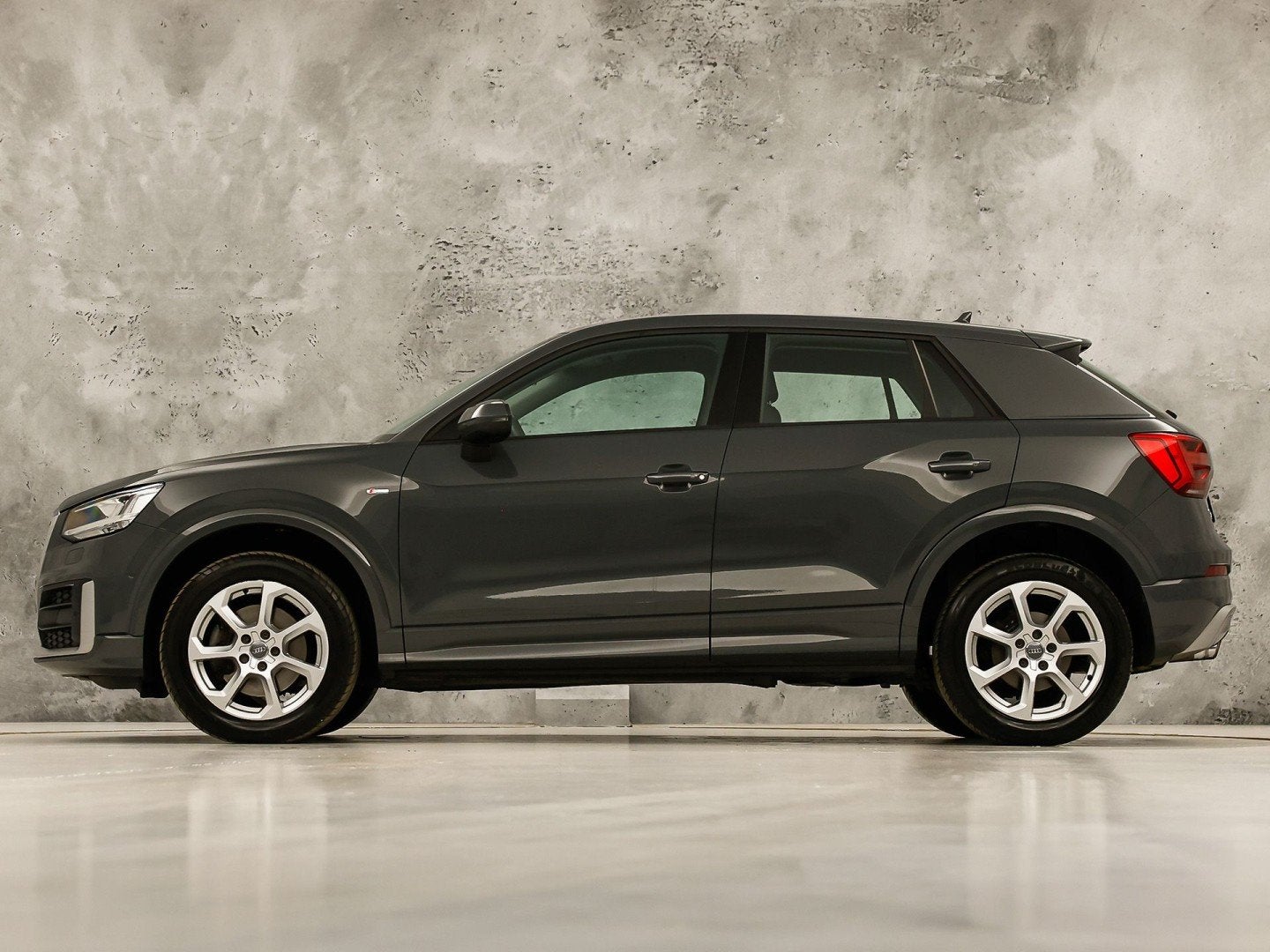 Audi Q2 1.4 TFSI S-Line Sport 150Pk Automaat (VIRTUAL COCKPI, Auto's, Audi, 12 maanden, Gebruikt, 4 cilinders, Leder