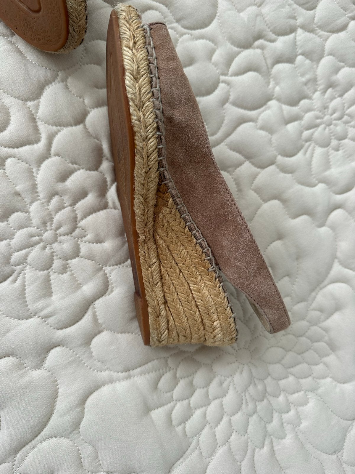 Espadrilles met sleehak - Maat 36, Kleding | Dames, Ophalen of Verzenden, Gedragen, Bruin, Espadrilles of Moccasins