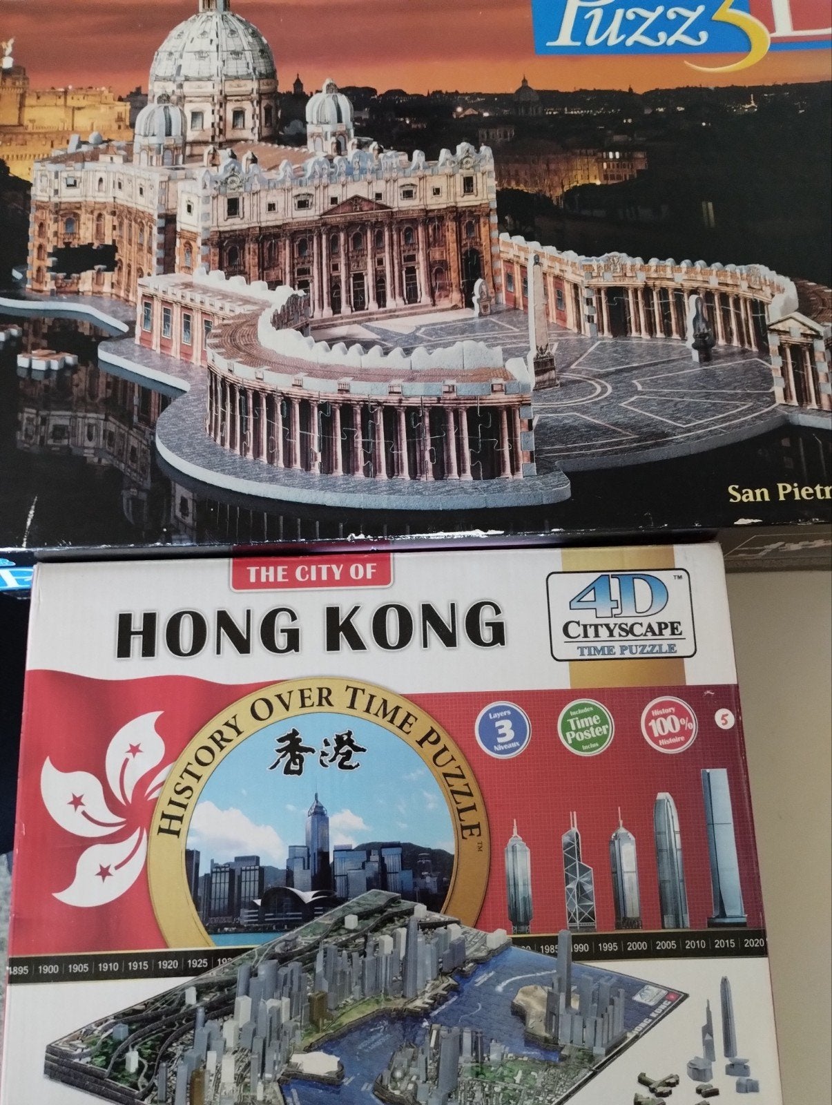 2 complete 3D puzzels: Hong Kong en Vaticaanstad, Ophalen, Meer dan 50 stukjes, 6 jaar of ouder