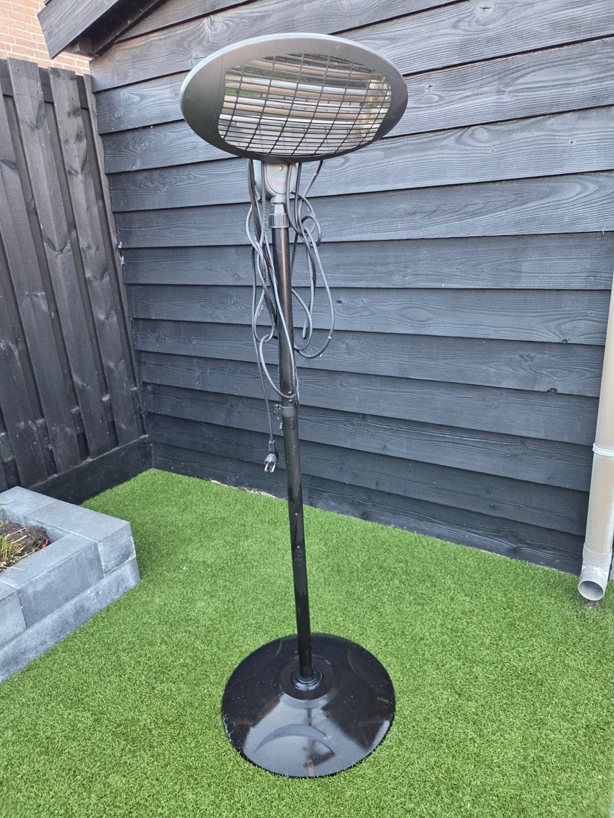 Hendi terrasverwarmer 2000W, Gebruikt, Vloer, Waterbestendig, Ophalen