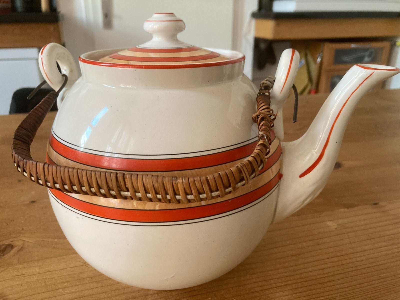 Vintage Societe Ceramique Maestricht chocoladepot / theepot, Ophalen