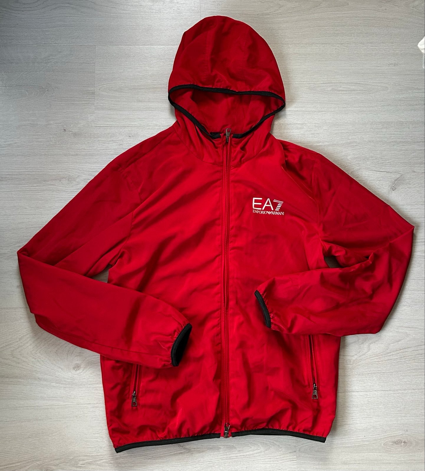 EA7 Emporio Armani Windjack Rood Maat S, Kleding | Heren, Ophalen of Verzenden, Zo goed als nieuw, Maat 46 (S) of kleiner, Rood