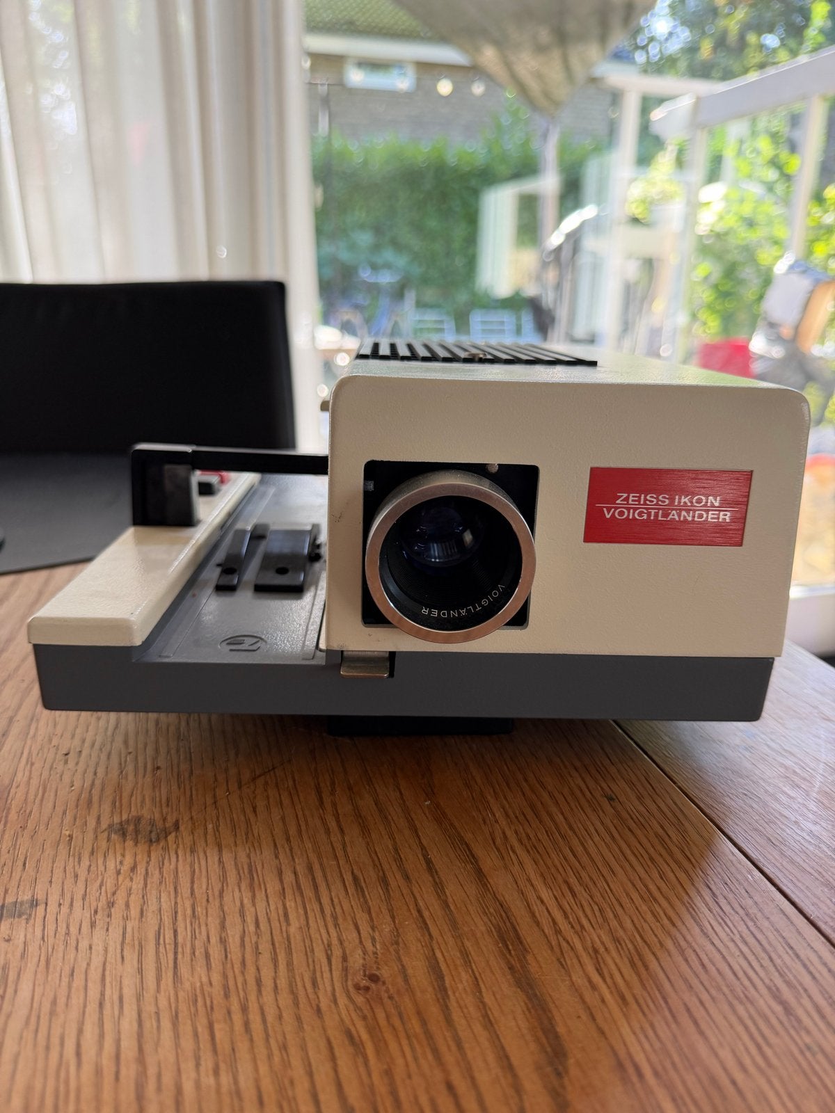 Zeiss Ikon Voigtländer Perkeo-mat 150 diaprojector, Ophalen of Verzenden, Gebruikt