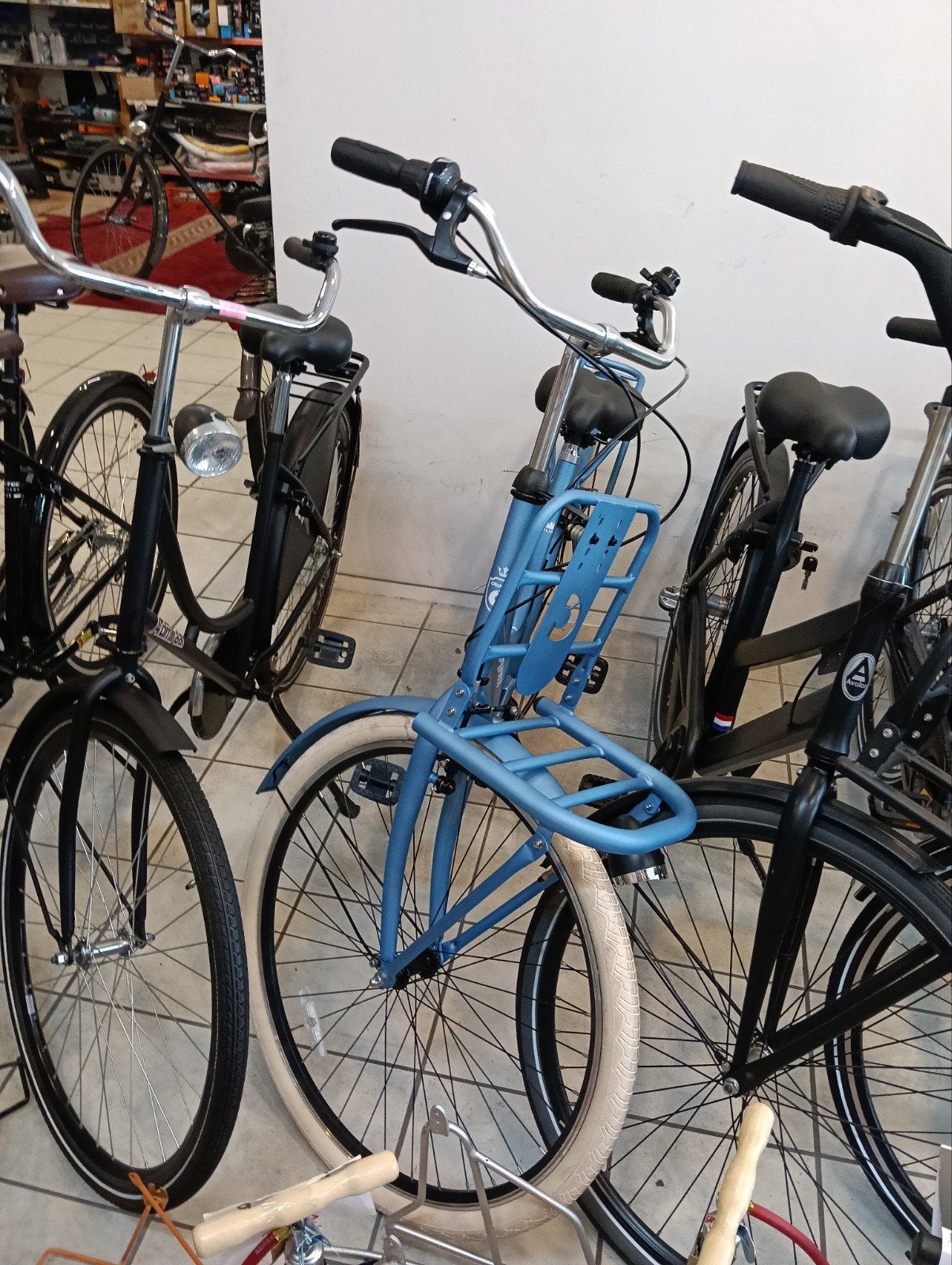Foto 21 van van klein tot groot nieuw en tweedehands fietsen 100 euro