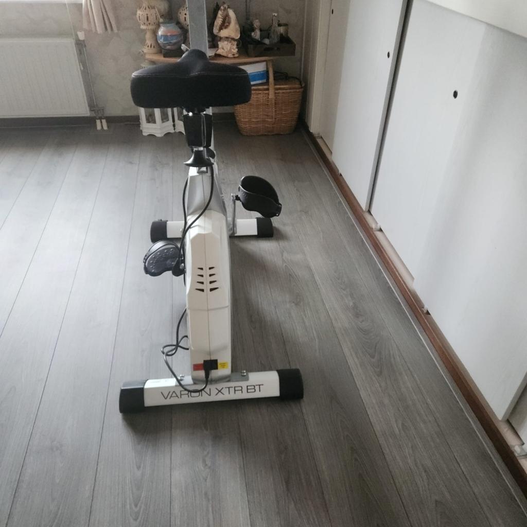 Finnlo Varon XTR BT Ergometer Hometrainer, Sport en Fitness, Fitnessapparatuur, Ophalen of Verzenden, Nieuw, Hometrainer