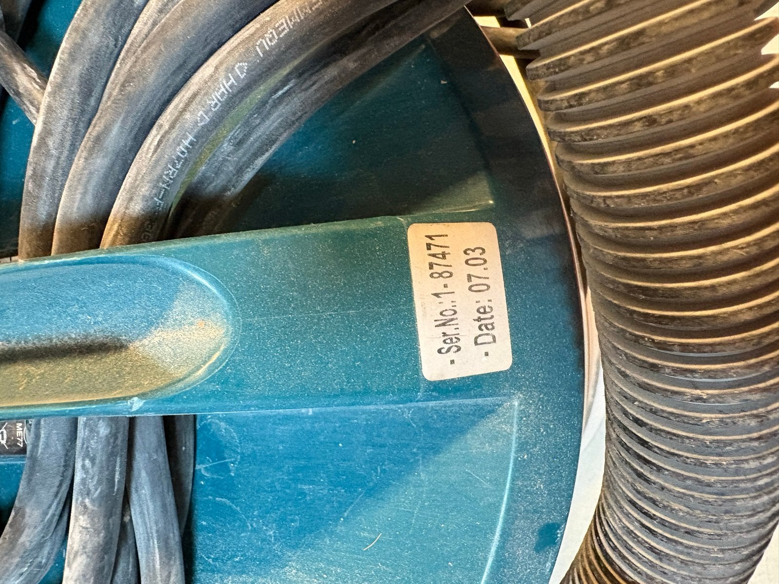 Makita 440 Industriële Stofzuiger 1000W, Ophalen, Inclusief accessoires, Gebruikt, Industriële stofzuiger