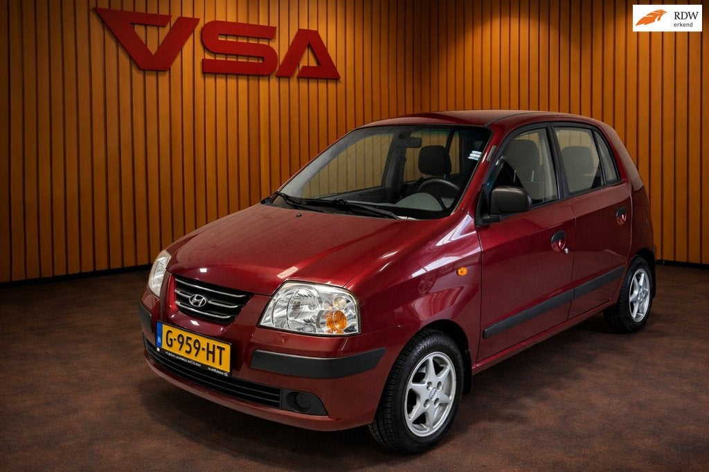 Hyundai Atos 1.1i Active Young|Stuurbekrachtiging|5 deurs|zu, Auto's, Hyundai, Voorwielaandrijving, 4 cilinders, Met garantie (alle)