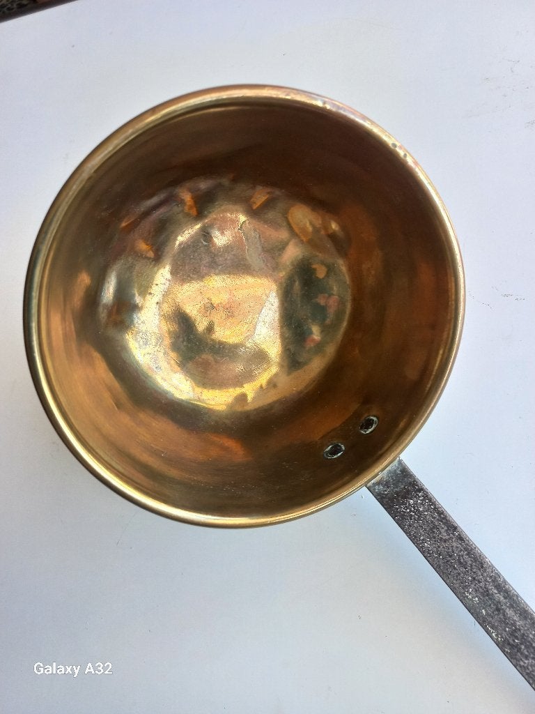 oude grote koperen pollepel, lepel met ijzeren steel, Ophalen of Verzenden, Koper
