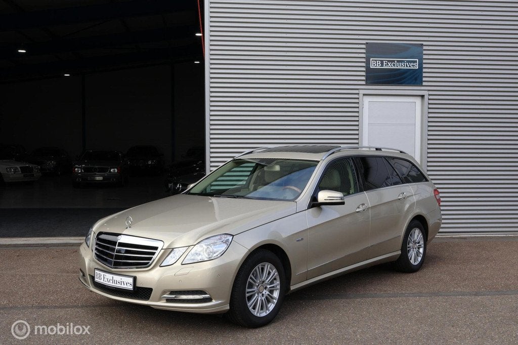 2011 Mercedes E350 CGI Elegance | 1ste eig. | 43 DKM |, Auto's, Automaat, Achterwielaandrijving, Gebruikt, Beige