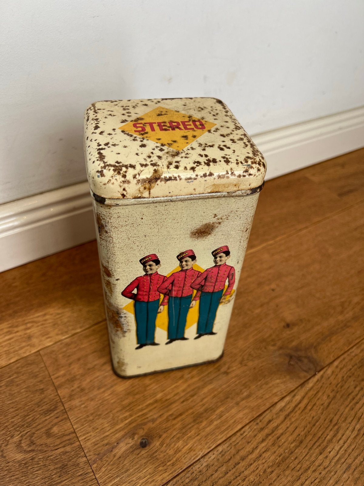 Vintage Stereo Beschuitbus - Retro Blik, Verzamelen, Blikken, Ophalen of Verzenden, Gebruikt, Beschuit, Overige merken