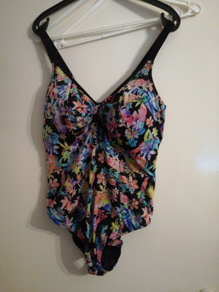 als NIEUW badpak ELOMI Zwart bloemen cups en voering 44 L XL, Verzenden, Zo goed als nieuw, Zwart, Badpak