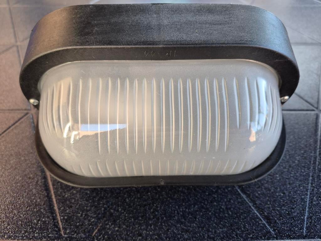 Buitenlamp Karwei, Tuin en Terras, Buitenverlichting, Ophalen of Verzenden, Netvoeding, 50 tot 250 watt, Wandlamp