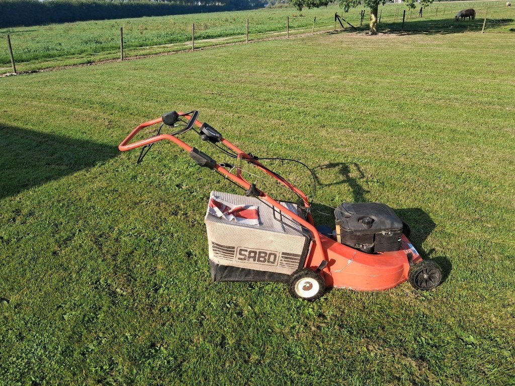 Sabo grasmaaier, Tuin en Terras, Cirkelmaaier, Gebruikt, Opvangbak, Benzine-grasmaaier