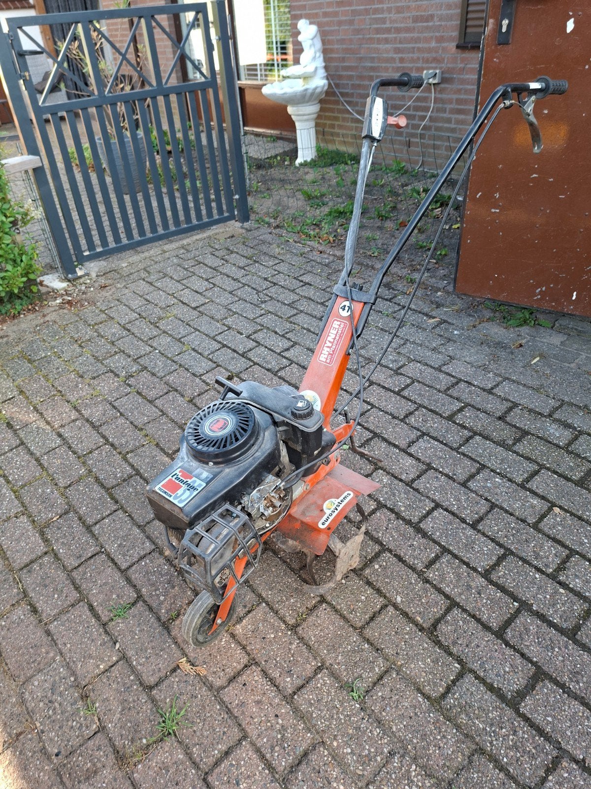 Grondfrees voor hobbyist of onderdelen, Ophalen, Gebruikt