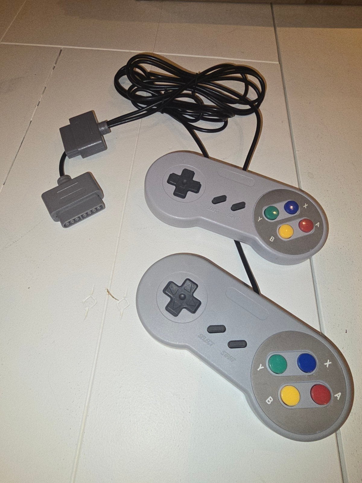 2 SNES Controllers nieuw, Spelcomputers en Games, Games | Nintendo Super NES, Gebruikt, 2 spelers, Vanaf 3 jaar, Eén computer